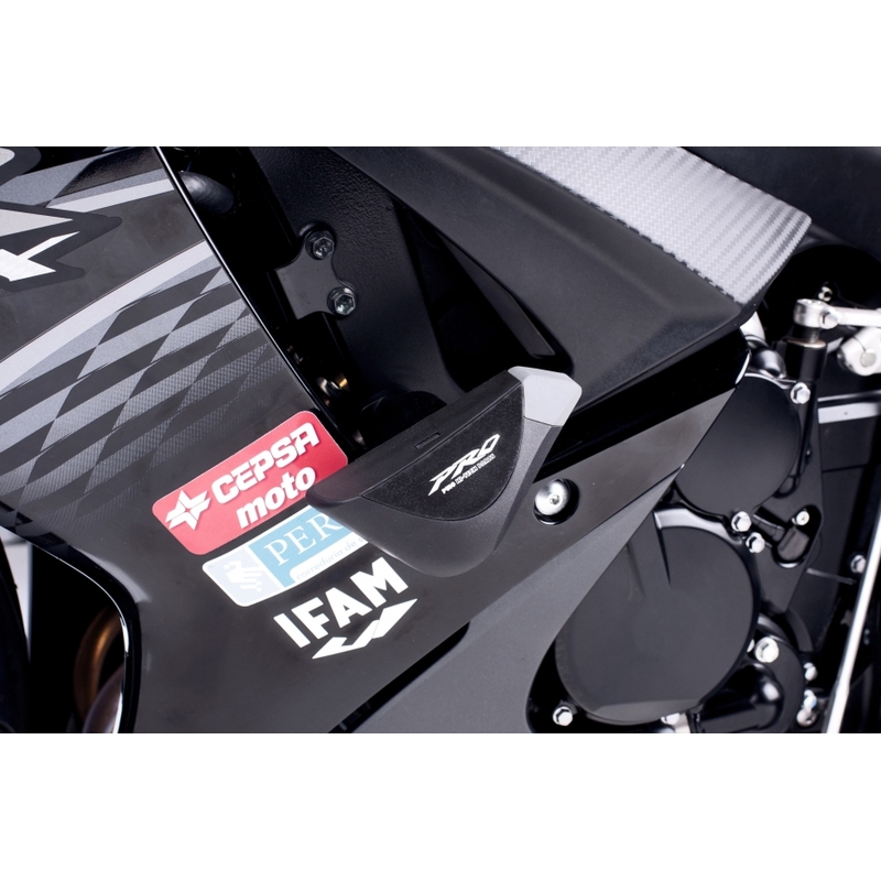 Padací protektory Puig PRO - Suzuki GSX-R600, GSX-R750 černé