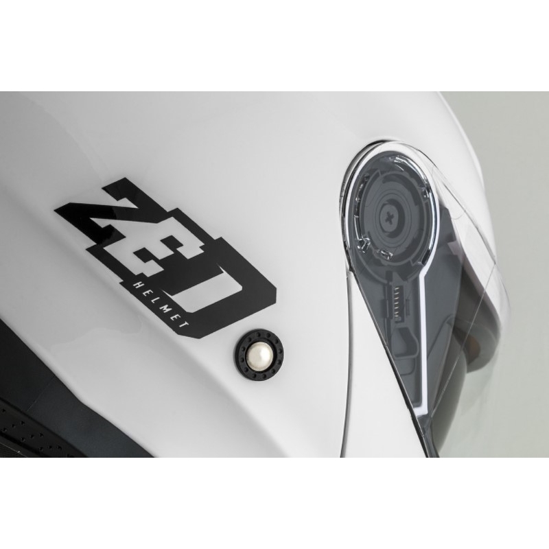 Vyklápěcí přilba na motorku ZED F18 bílá