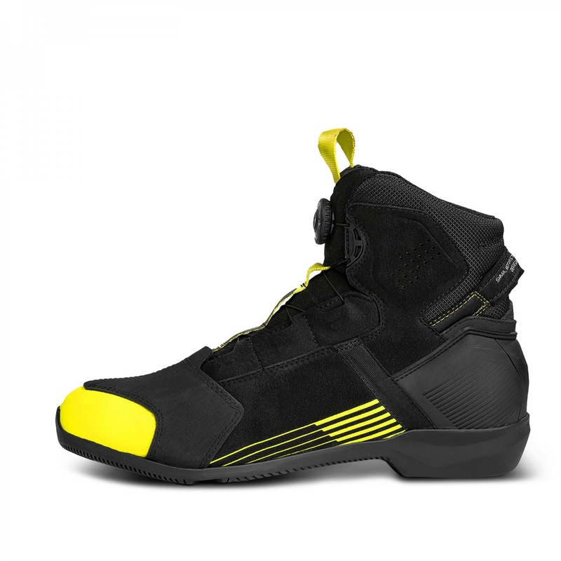 Stivali da moto Shima Edge WP nero-giallo fluo