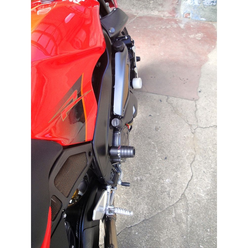 Aprilia TUONO 1000 (02-05)  Conus