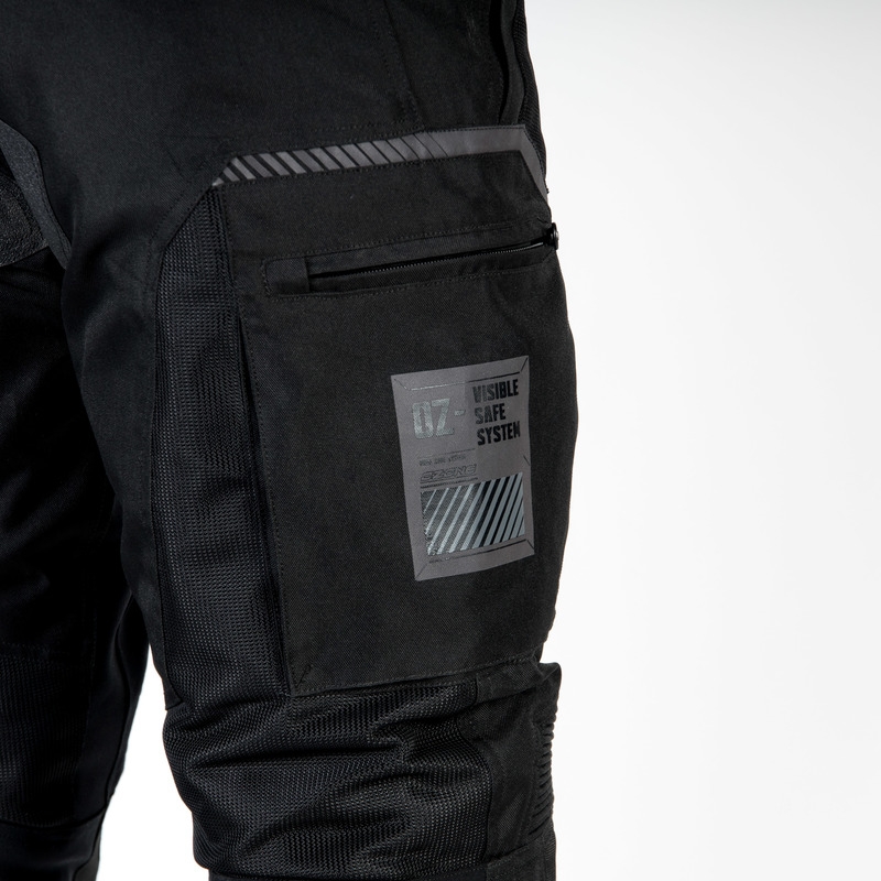 Ozone Flow - Pantaloni da motociclista neri con pinces Saldi