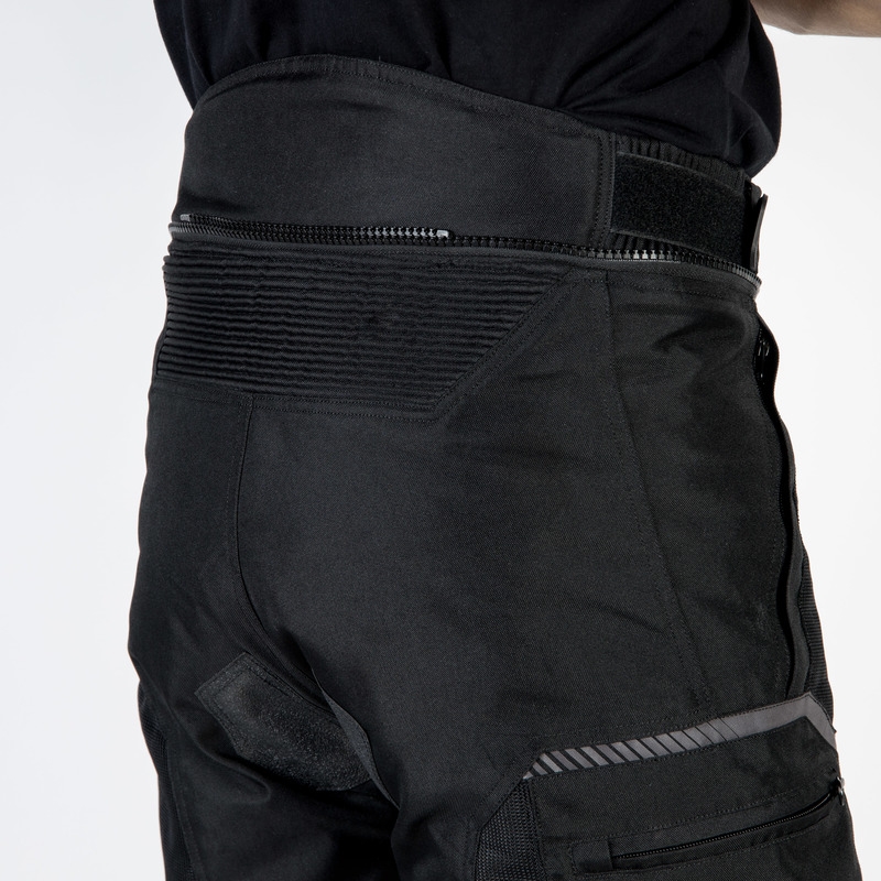 Ozone Flow - Pantaloni da motociclista neri con pinces Saldi