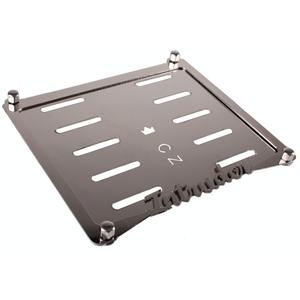 Cuscinetto in acciaio inox sotto la targa CZ Intruder