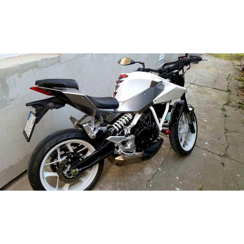 Hyosung GD250 Exiv Classic