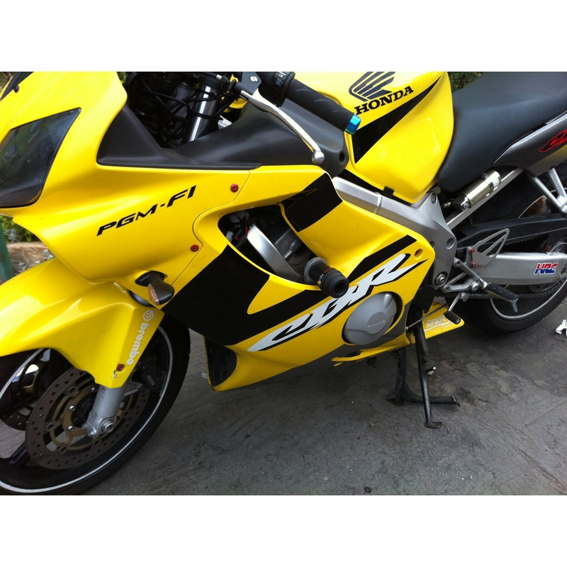 Honda CBR 600F (99-07) SENZA FRECCIA DI REGOLAZIONE CAPITANO