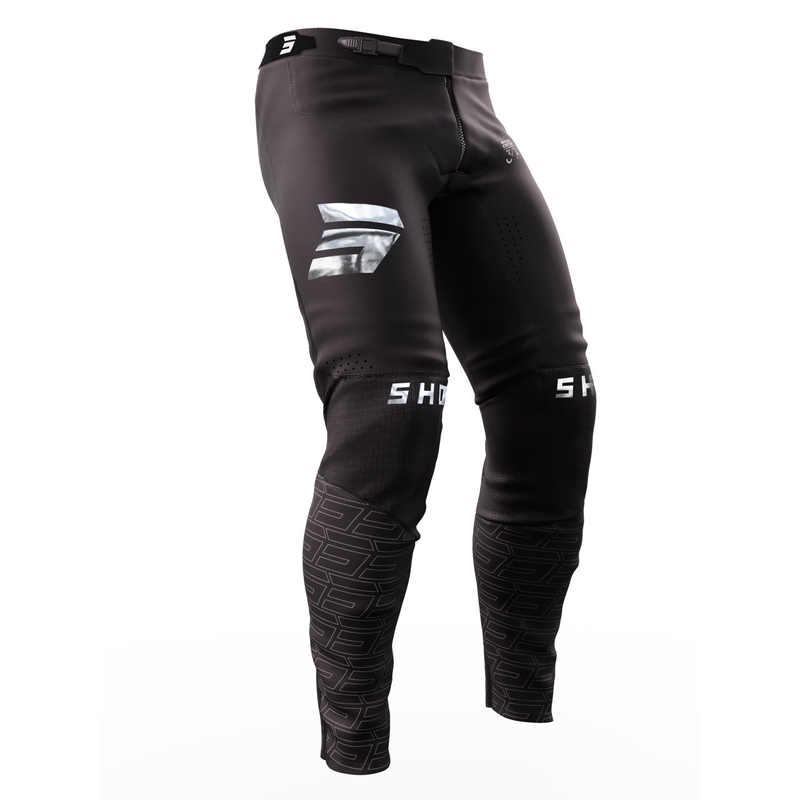 Pantaloni da motocross Shot Aerolite Legacy Nero Saldi