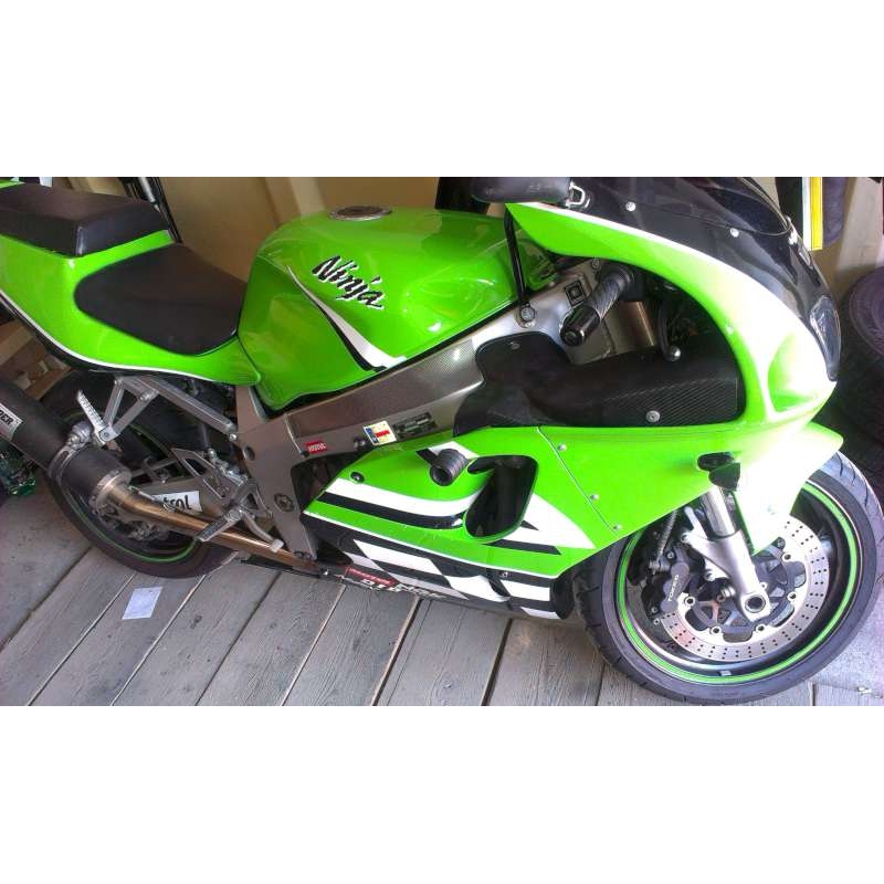 Kawasaki ZX-7R Freccia