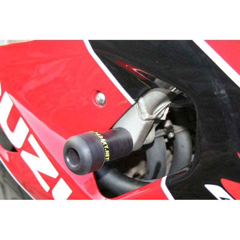 Suzuki GSX-R 750 (00-03) con modifica della carenatura Gatling