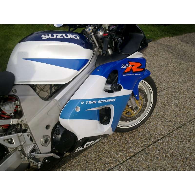 Suzuki TL1000R Classic