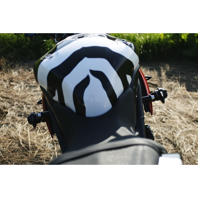 Triumph SPEED TRIPLE 1050 (11-) Gatling