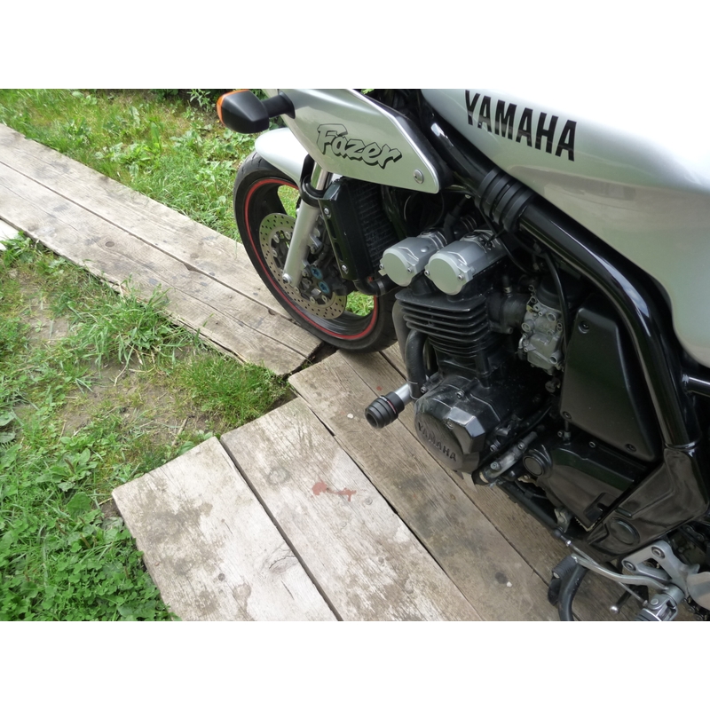 Yamaha FZS 600 (98-03) Freccia