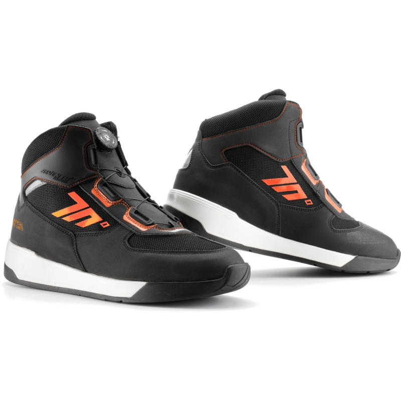 Stivali da moto SEVENTY DEGREES SD-BC10 nero-arancio Saldi
