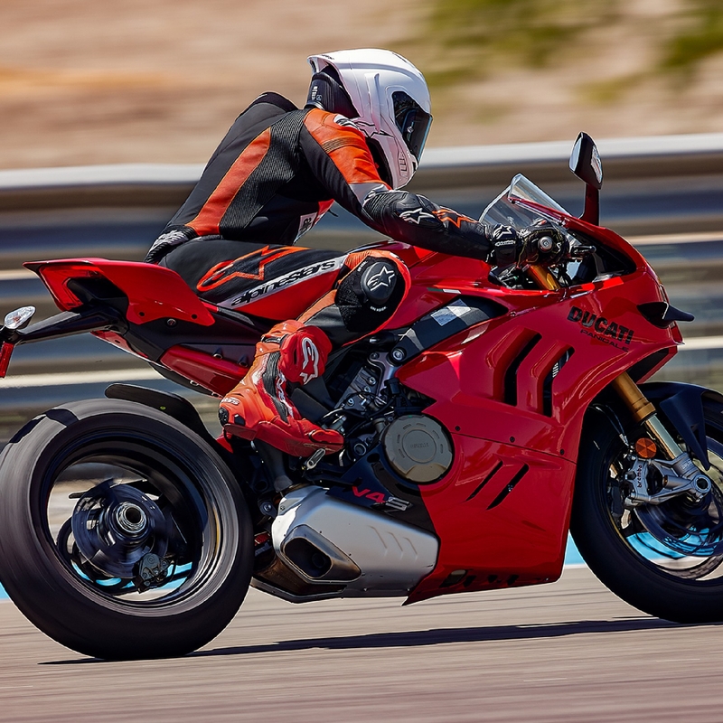 Alpinestars Missile 2 Ward Tuta da moto in pelle nera-rosso-fluo-bianca