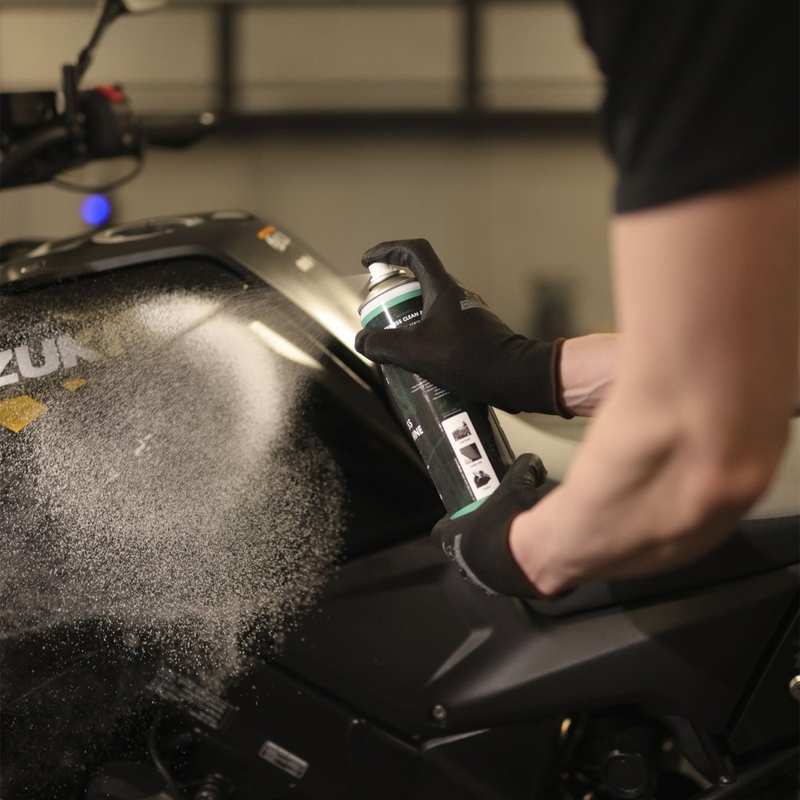 Detergente e lucidante schiumogeno (senza acqua) MENTA 500 ml