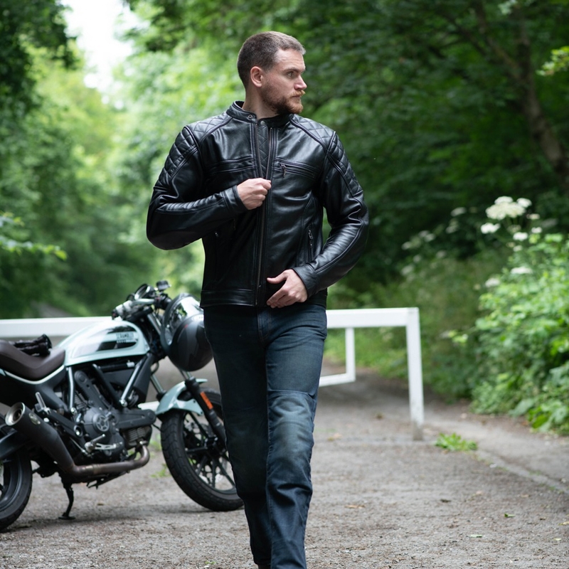 Giacca da moto in pelle nera Oxford Route 73 2.0
