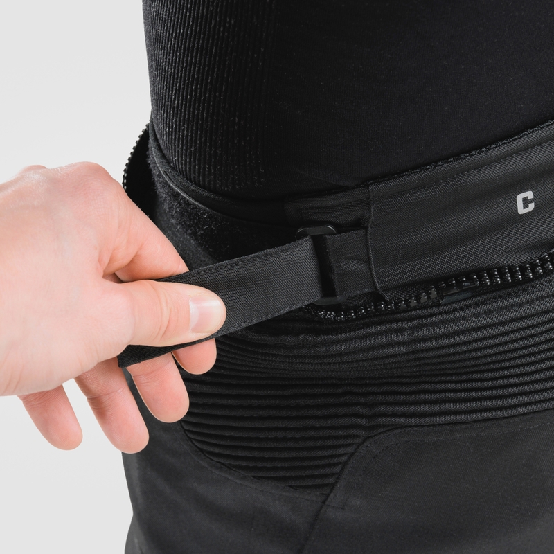Pantaloni moto Rebelhorn Cubby V neri corti