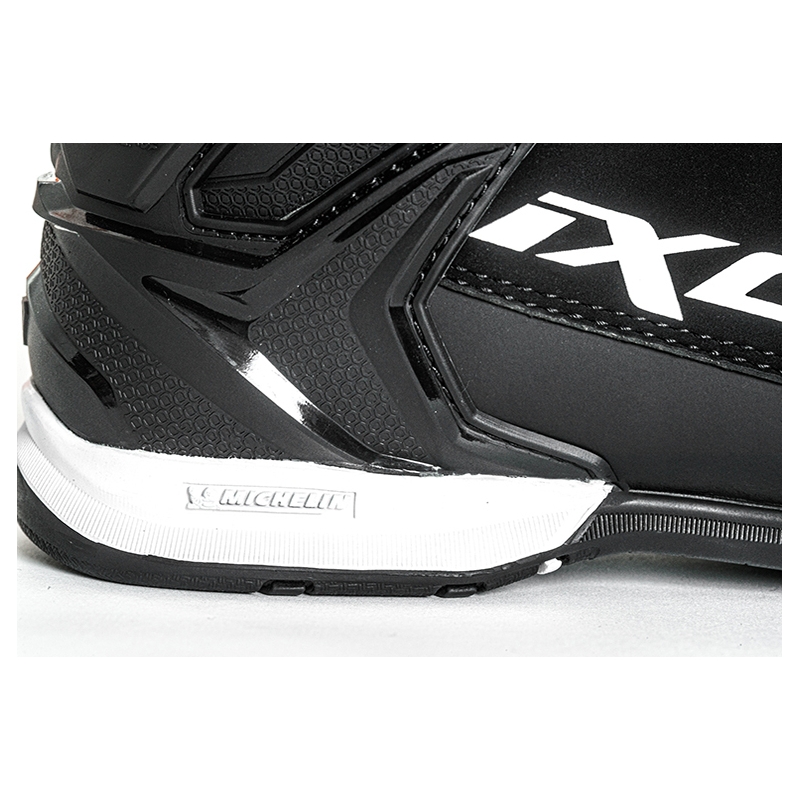 Stivali moto IXON Bull 2 WP neri