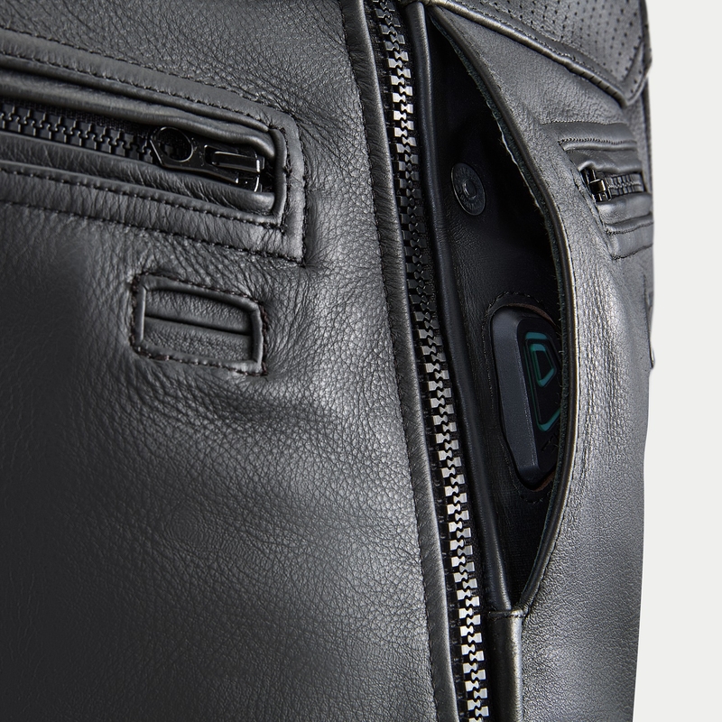 Alpinestars TECH-AIR®3 V2 LEATHER sistema airbag gilet nero