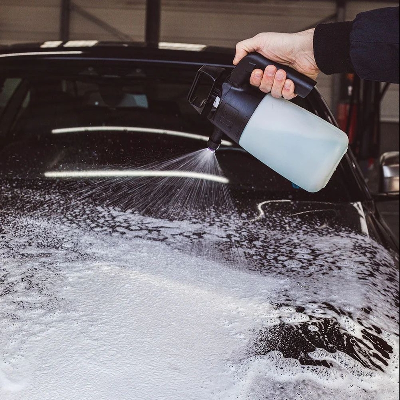 Shampoo con schiuma densa e pH neutro Dr. Wack Power Foam Shampoo 1l