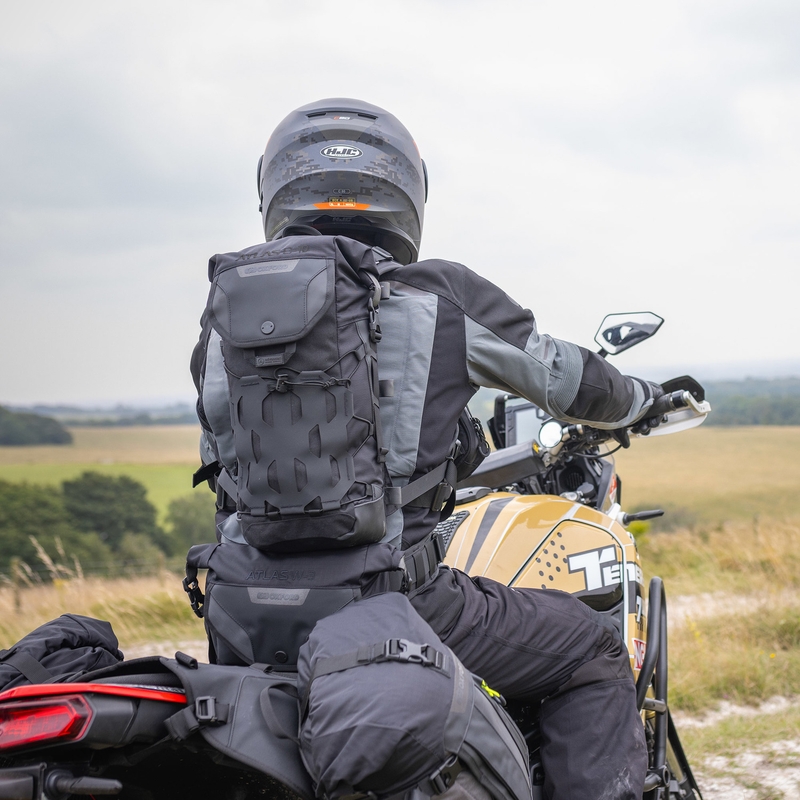 Zaino da moto Oxford Atlas B-10 nero 10 l