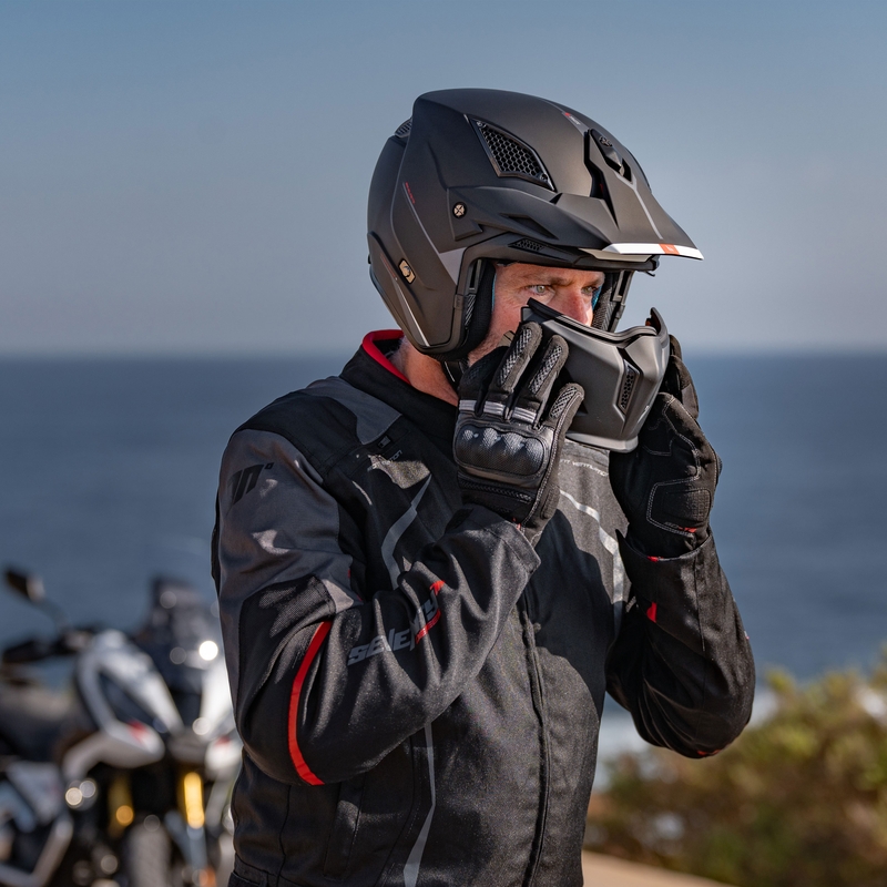 Casco jet con maschera MT Streetfighter SV S Solid A1 nero opaco