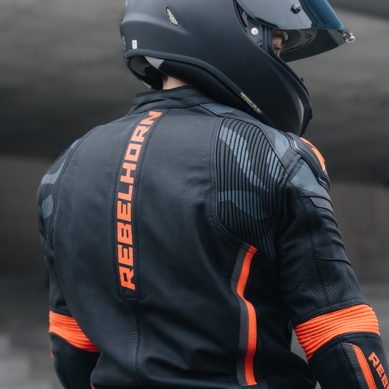 Giacca da motociclista in pelle Rebelhorn Vandal nera-rossa