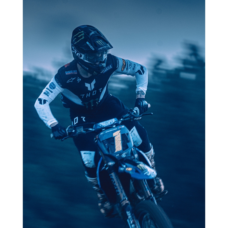 Occhiali da motocross Alpinestars Supertech Vision DNGR38 XXV nero-argento con plexiglass specchiato argento