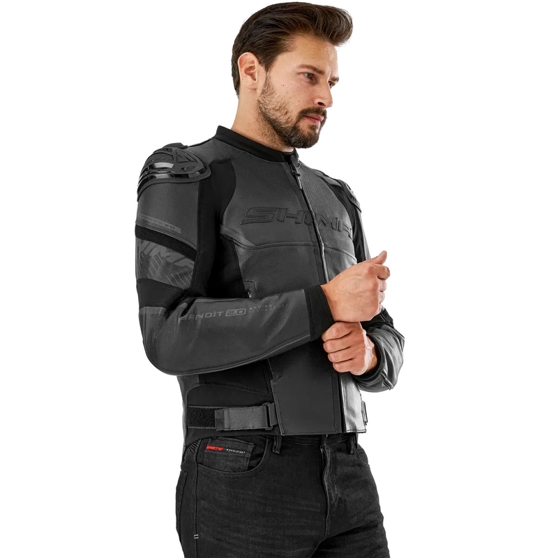 Giacca da moto in pelle Shima Bandit 2.0 nera-nera