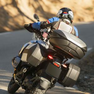 Boční kufry na motorku SHAD SH38X (rozšiřitelný koncept)