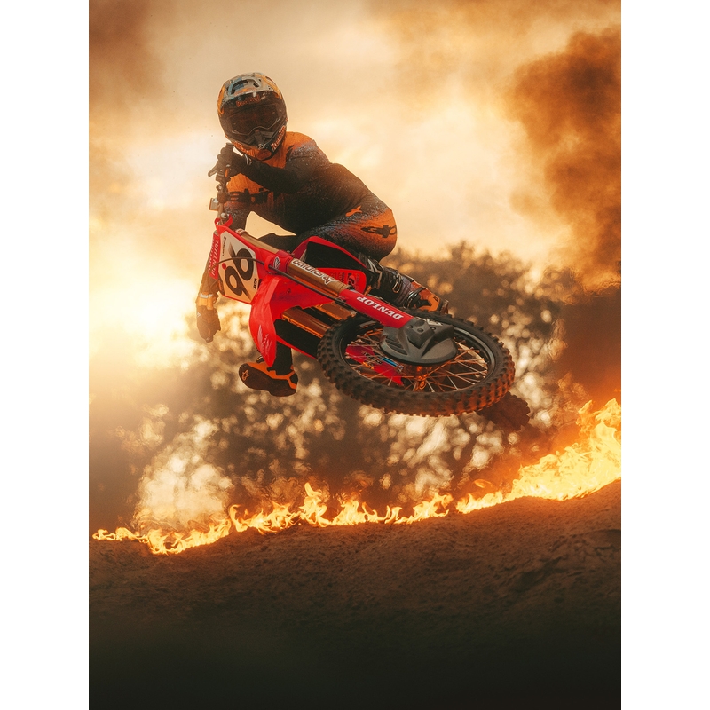 Casco da motocross Alpinestars Supertech S-M10 edizione limitata Black Hole di colore nero