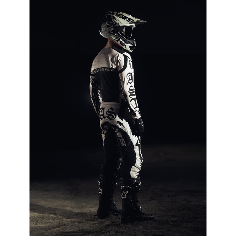 Casco da motocross Alpinestars Supertech S-M7 edizione limitata Wolf Dust sabbia-nero