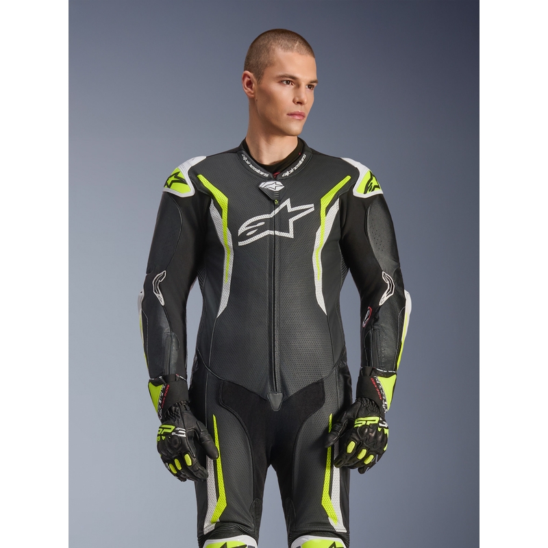 Tuta da moto intera in pelle Alpinestars GP TECH V5, nera, bianca e giallo fluo.