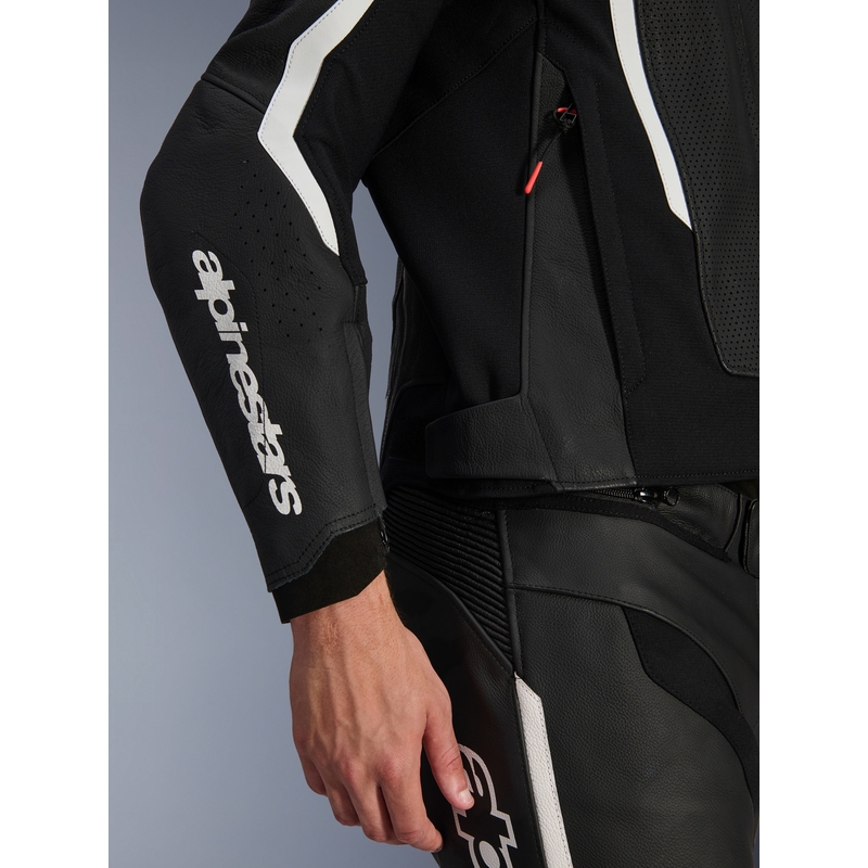 Giacca da moto in pelle Alpinestars GP Force V2 Airflow, nera e bianca