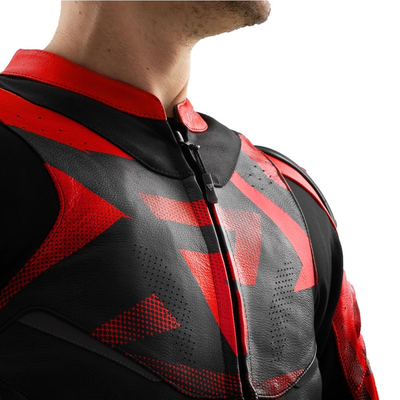 Giacca da motociclista in pelle Rebelhorn Inferno, nera e rosso fluo.