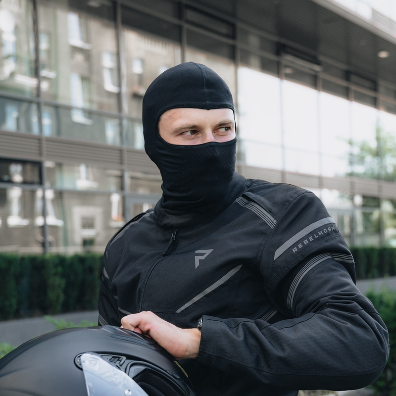 Cappuccio per casco Rebelhorn Freeze II nero