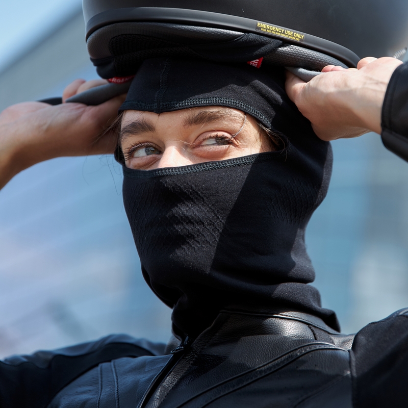 Cappuccio per casco Rebelhorn Freeze II nero