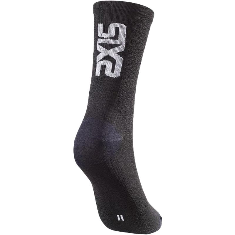 Calzini funzionali SIXS SHORT LOGO V2 neri