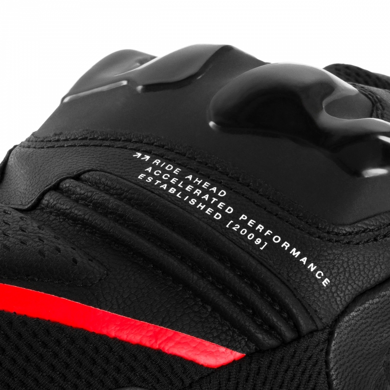 Guanti da moto Shima Spark 3.0 neri e rossi