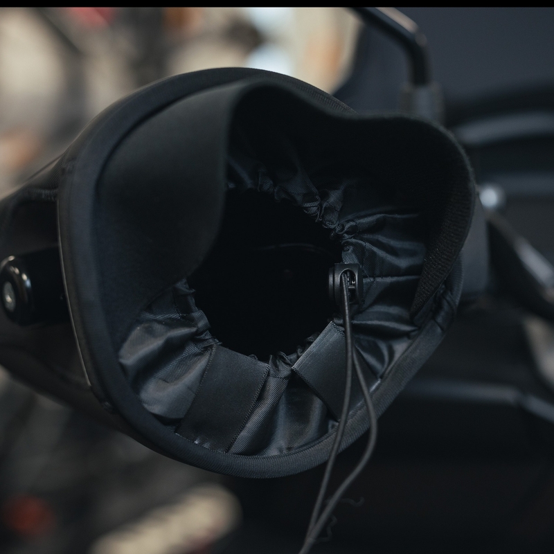 Scaldamani riscaldati Oxford Hot Muffs neri