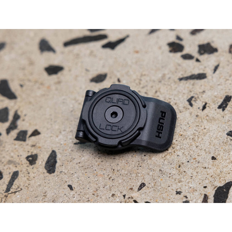 Supporto per cellulare Quad Lock® 360 con leva corta, colore nero.