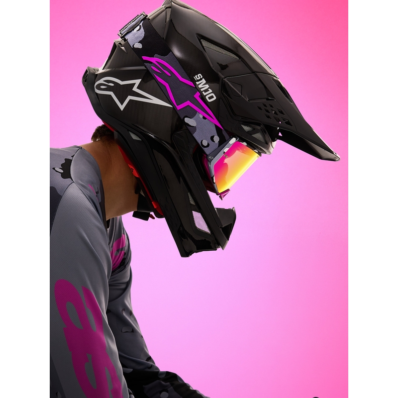 Occhiali da motocross Alpinestars Supertech Lone viola mimetici con lenti in plexiglass rosa a specchio.