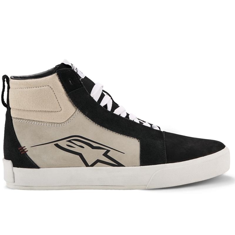 Stivali da moto in pelle Alpinestars Ride-63, neri, grigio chiaro e bianchi.