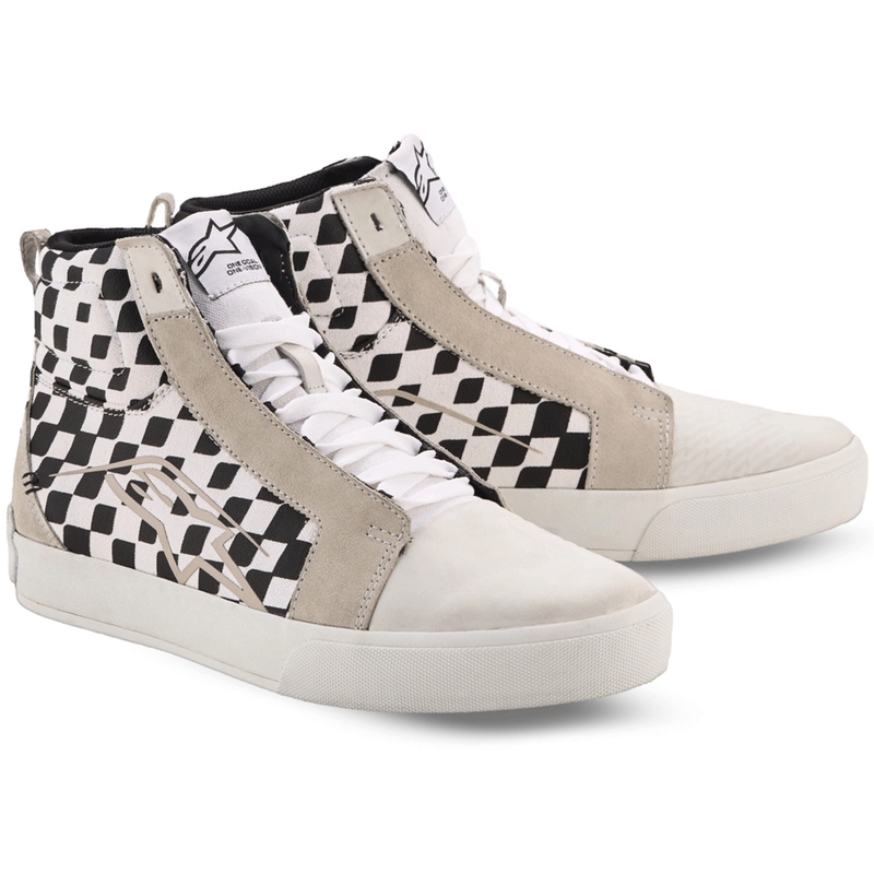 Stivali da moto Alpinestars Ride-63 in tela, neri, beige e bianchi.